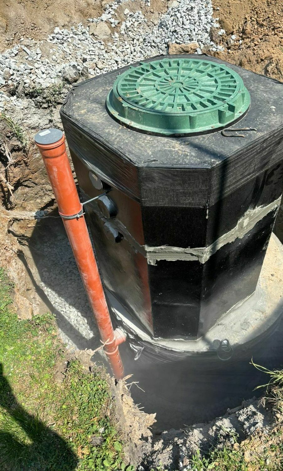 Септики, септики без откачки, септик от производителя, установка септиков в Тюмени, септик серии «Урал», септики под ключ, автономная канализация в Тюмени, септик купить, Септик для частного дома, септик цена, биологические септики в Тюмени, септики без откачки, септик для высоких грунтовых вод, автономная канализация глубокой очистки для частного дома, станции ГОСВ, септик бетонный купить в Тюмени по выгодной цене, канализация для дома, канализация для производства